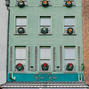  Hostel Bru Bar & Irland