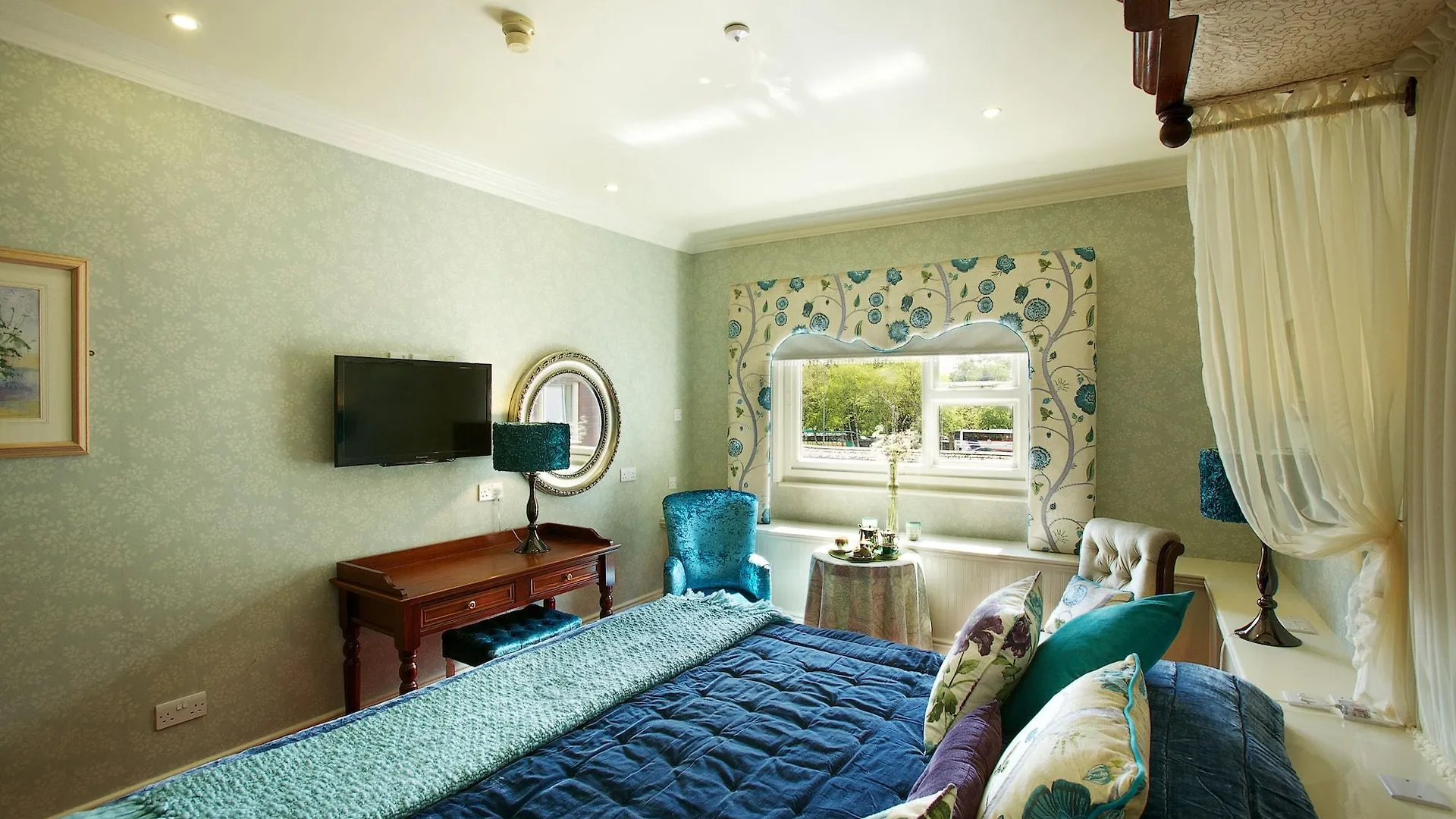 Arbutus Hotel Killarney 4*,